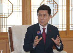 [경북 민선8기 시장군수에게 듣는다] 이강덕 포항시장 