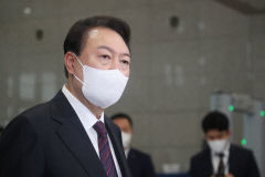 尹 정무라인부터 인적 개편 시동…정무1·2비서관 사실상 경질