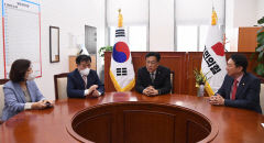 尹대통령과 여야 대표 회동, 해외순방 이후 이뤄질 듯