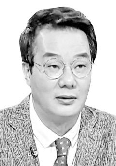 [송국건정치칼럼] 'XX들'에 가려진 야권發 가짜뉴스들