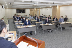 경북도의회 예결특위, 내년도 예산안 심의 위해 팔 걷어 붙여