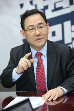 주호영, 군위군 대구편입 해결사 나서…11월 중 법안 처리 가능성 커졌다
