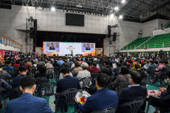 전국 전통시장 우수 상품 한눈에…경북 영주서 '전국우수시장박람회' 열려