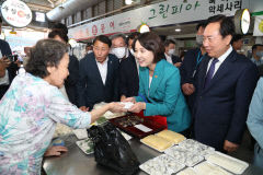 이영 중소벤처기업부 장관, 경북 산업용 헴프 규제자유특구 방문