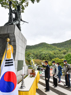 [포토뉴스] 낙동강승전기념관에서 제72주년 학도의용군 추념식 열려