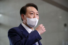 尹대통령, 대통령실-감사원장 문자 논란에 