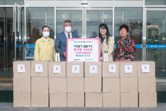 예천농협 현은희 차장, 예천군에 참기름 500병 기탁