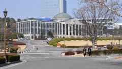 반수의 성지? 경북대 '높은 자퇴율 불명예'…지방 명문대 위상마저 상처