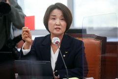 '김문수 이념' 발언 논란으로 얼룩진 환노위 국감