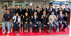 중대구JC, 김광석다시그리기길에 물품보관대 기증
