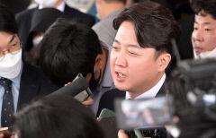 이준석 경찰 '성접대 의혹' 관련 무고혐의 송치에 혐의 적극 부인