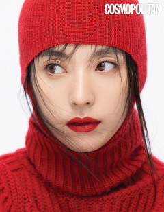 배우 한효주, 독보적 아우라 드러낸 화보
