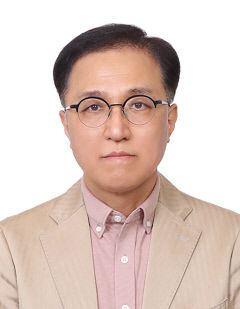 이종백 영남대 출판부 편집장·이웅현 도서출판 부카 대표 책의 날 맞아 정부 포상 받아