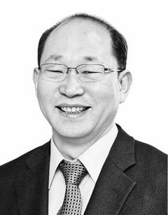 [이재윤 칼럼] 국민에게 협력을 구하라