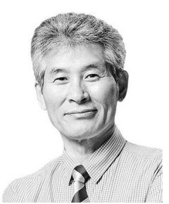 [강준만의 易地思之] '국정감사 쇼'의 대상은 김의겸에게