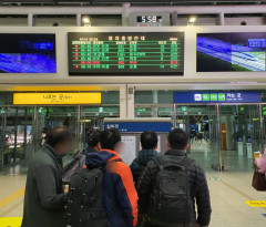 [2보] '무궁화호 탈선 사고' 여파…7일에도 KTX 등 장시간 열차 운행 장애