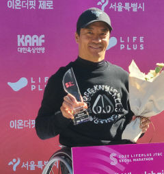 휠체어 육상 스타 유병훈, JTBC마라톤 생애 첫 우승