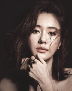 31년 차 베테랑 배우 김지수, 조인성·김하늘·김태우와 한솥밥…아이오케이컴퍼니로 이적