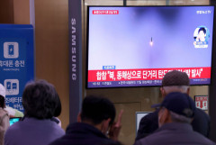 북한, ICBM 추정 탄도미사일 발사…연이틀 미사일 도발