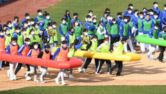 마무리 캠프 다녀온 사자군단…팬들과 함께 '라팍 운동회' 즐겼다