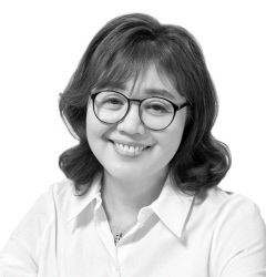 [여의도 메일] 민주당의 페르소나