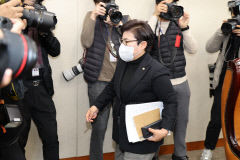 야당, 환노위 법안소위서 노란봉투법 상정…국민의힘 퇴장