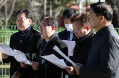 민주당, 검찰文' 전 대통령 소환' 가능성 차단에 총력전