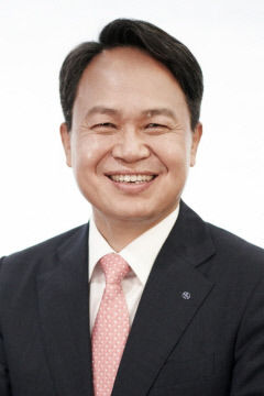 진옥동 신한은행장, 차기 신한금융지주 회장 내정
