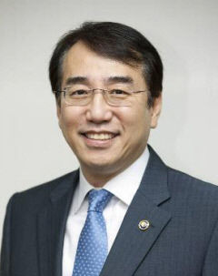 이석준 전 국무조정실장, NH농협금융지주 차기 회장 단독후보