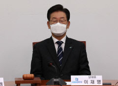 이재명 사법리스크 대응 두고 당 내부 이견 …친명과 비명 충돌