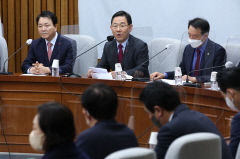 金의장 중재안에도 예산안 협상 표류…연말까지 이어질까