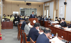기업투자 위한 무리한 협약 등 예천郡 행정력·예산낭비 초래 지적