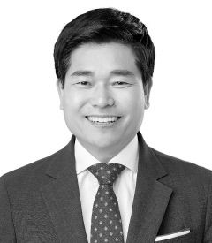 [아침을 열며] 풍요 속에 빈곤인 청년 세대를 위하여