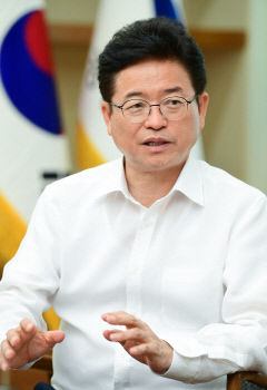 경북도, 청년이탈·지방분권 주도적 해결 나선다…내년 조직개편에 '지방시대정책국' 신설