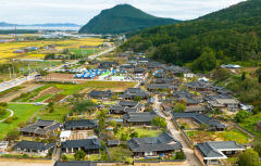 [영덕 가볼만한 곳] '영덕 괴시마을' 볼거리 가득…양반 가옥 옛 모습 그대로