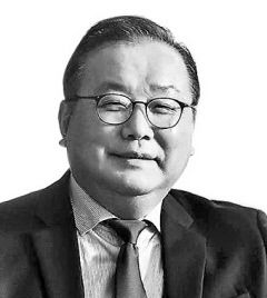 [주진오의 한국현재사] 역사학자가 마주한 오늘이라는 순간