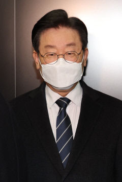 민주당 이재명 대표, 당내 강경파 모임인 처럼회와 오찬