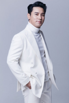 장민호,  ‘트롯챔피언’ 단독 MC 발탁