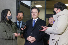 이재명 검찰 출석 두고 29일 신경전 벌인 여야