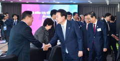 120일만에 지역 찾은 윤석열 대통령에게 경북도가 건의한 지역 현안은?