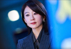 '흥행 보증수표' 언니들의 귀환…영화·OTT까지 접수