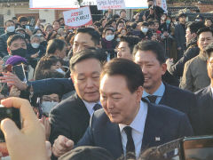 [속보] 윤석열 대통령, 구미 박정희 대통령 생가 개선 방안 주문