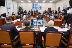 TK신공항·가덕도 공항·광주 軍공항 이전 '국가 예산' 지원, 기재부와 일부 합의