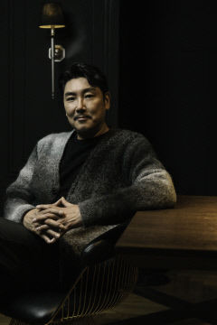 [시네 토크] '대외비' 국회의원 후보 해웅 역 조진웅, 현 정계 상황과 오버랩…악인화 과정에 집중