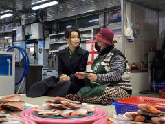 김건희 여사 '포항 죽도시장' 방문