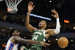 NBA 밀워키, 필라델피아에 패…16연승 행진 중단
