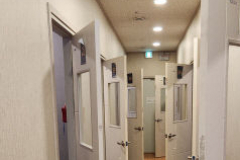 룸카페 갑작스런 일제단속 '보여주기식' 논란…