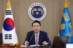尹, 한일관계 복원 시동 