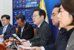 민주당 지도부, 당 내홍 수습 '안간힘'
