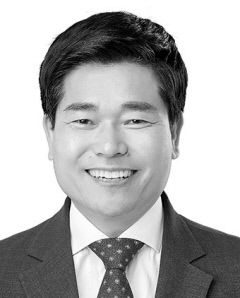 [아침을 열며] 어떤 일은 더 깊게 오래 기억된다